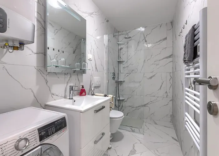 Appartement Center Sea By Interhome